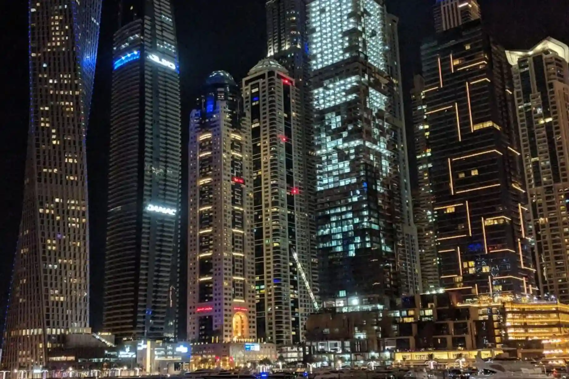 How to repurpose guest posts for Dubai social media