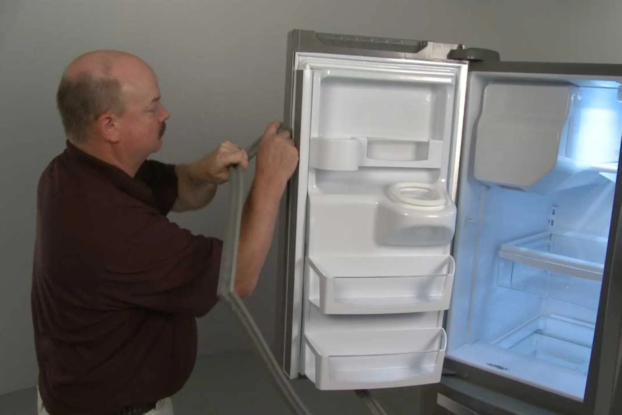 How to Repair Refrigerator Door Magnet Problems