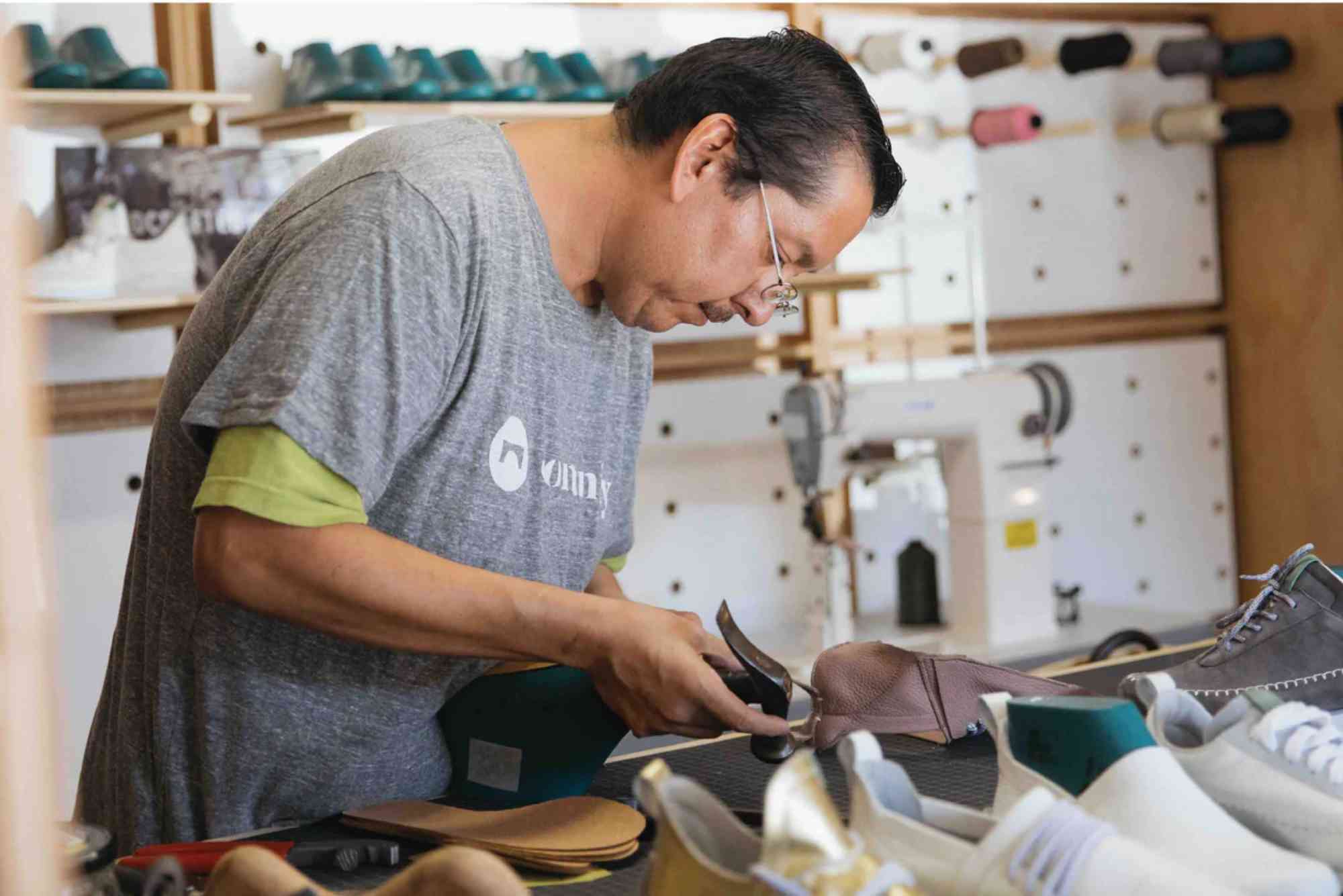 Thailand Footwear Streets Cobblers and Care Tips