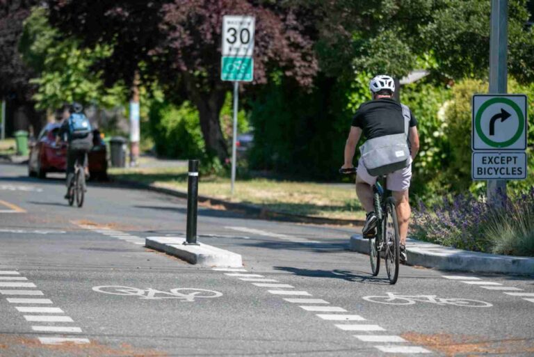 I HAVE A CHARGE FROM A GOOGLE MOUNTAIN VIEW visual data 6